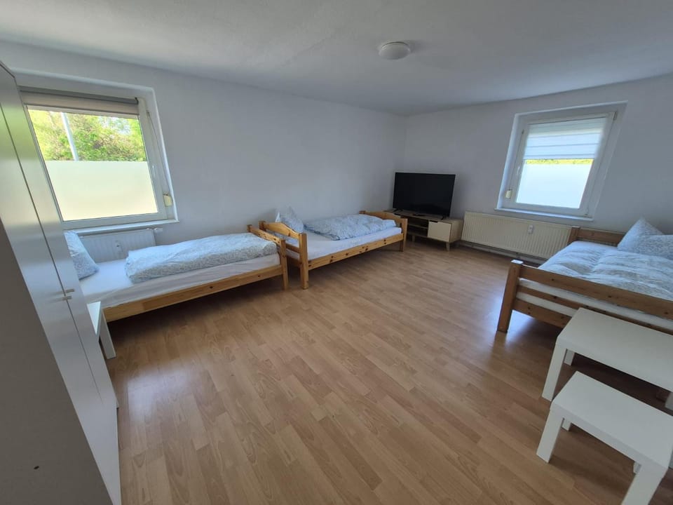 Monteurzimmer und Ferienwohnung bei Leuna, Halle, Leipzig Apartment in Thuringia, Germany