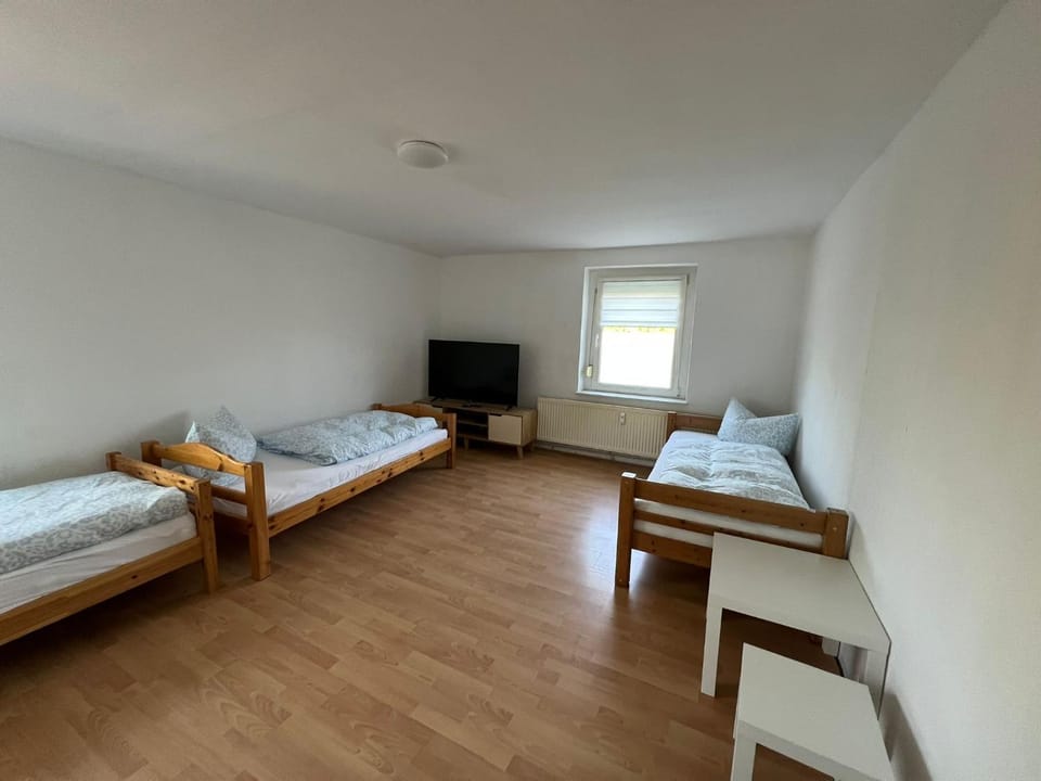 Monteurzimmer und Ferienwohnung bei Leuna, Halle, Leipzig Apartment in Thuringia, Germany
