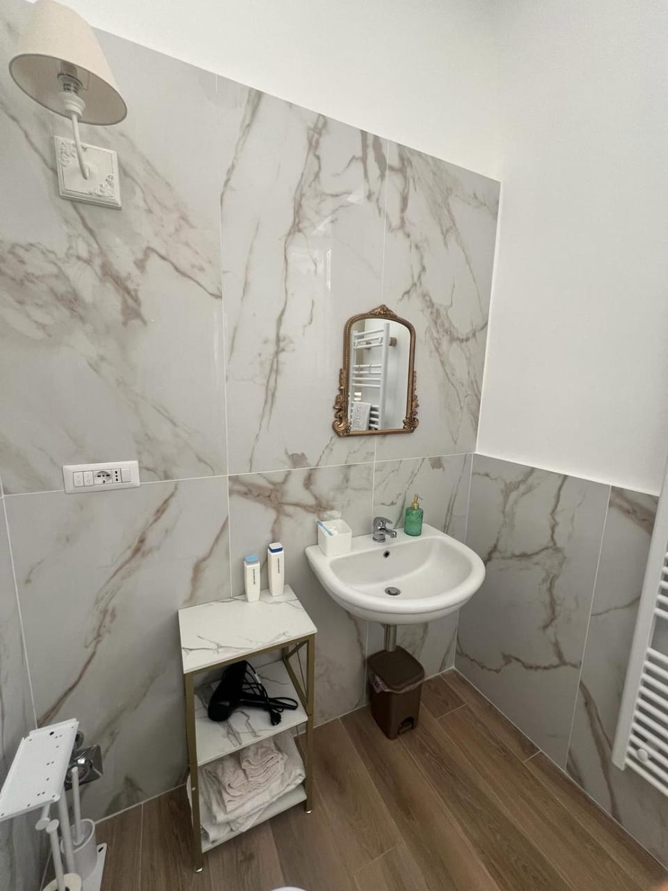 Fior di Loto Suite - Lungo Po Apartment in Turin
