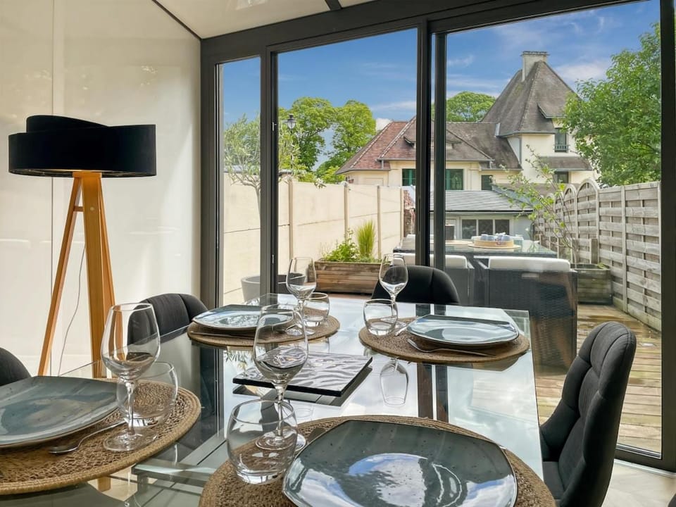 La Loubine, maison spacieuse face au port House in Hauts-de-France