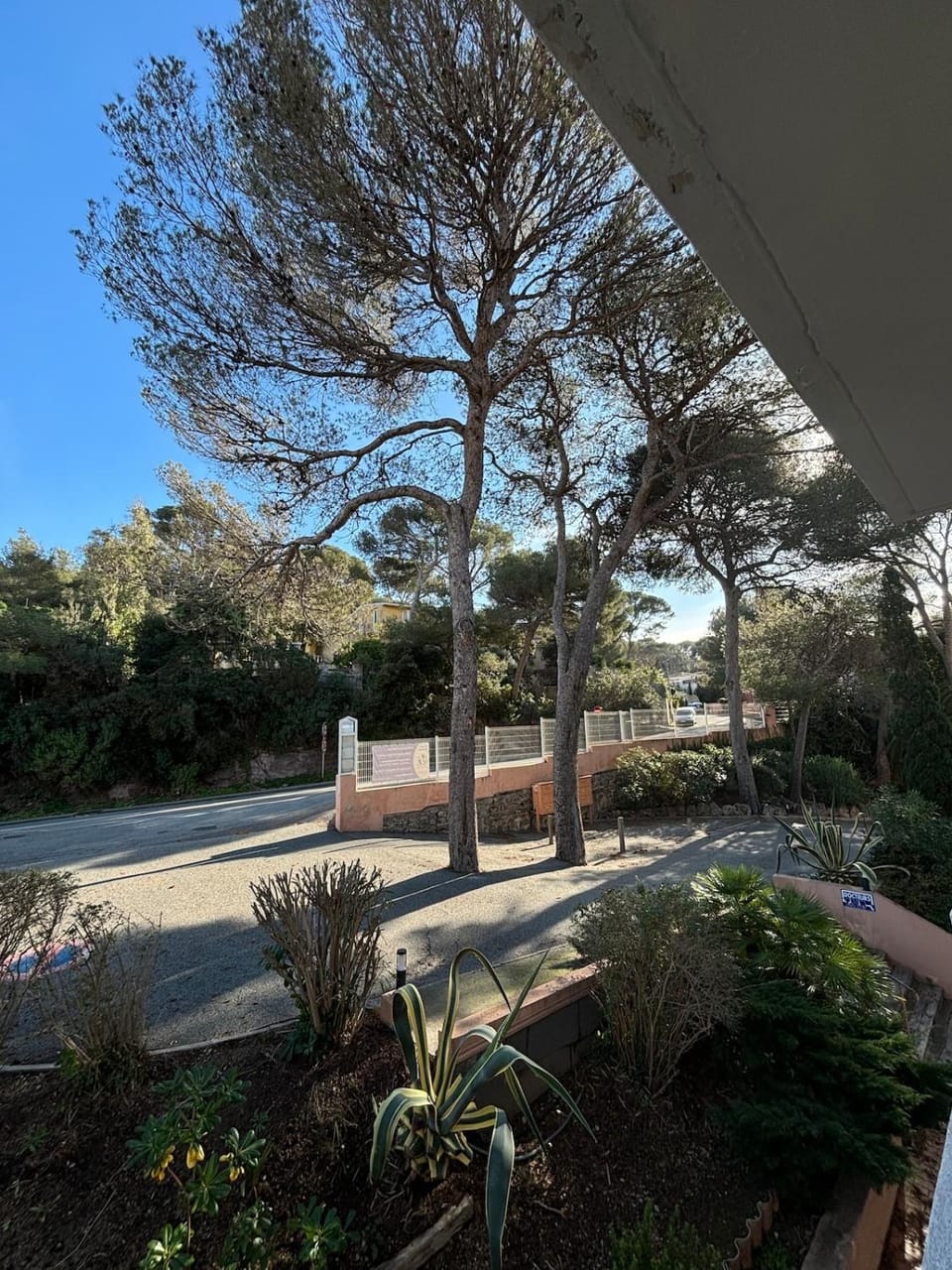 Appart T2 neuf le Dramont terrasse et plage à pied Apartment in Saint-Raphael