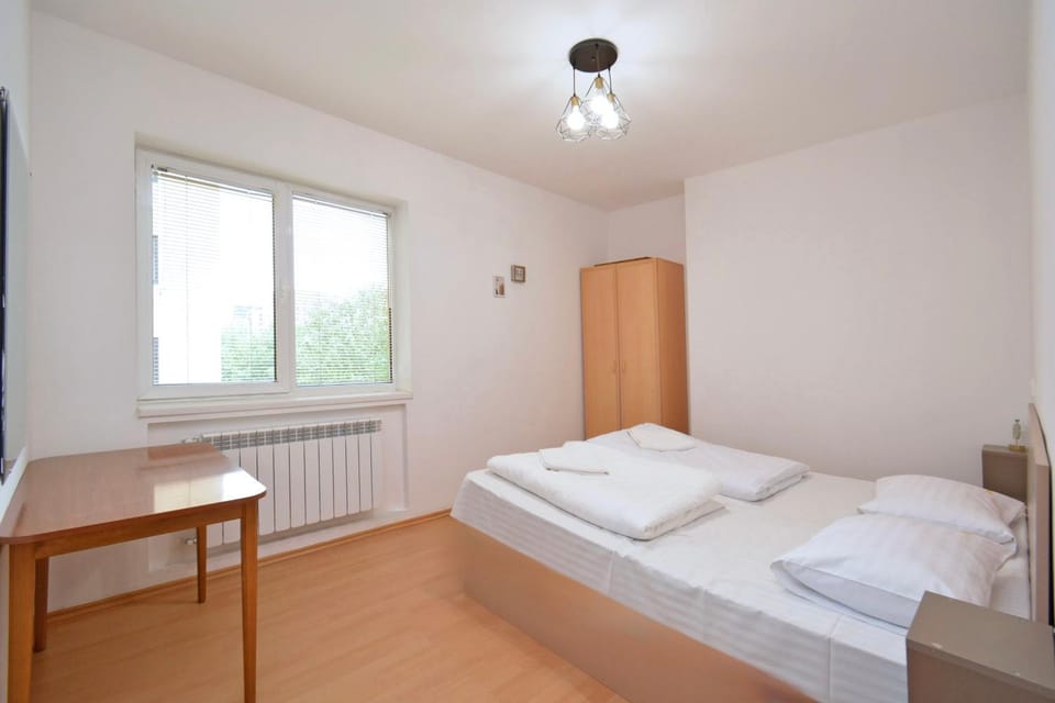 Aram Street Park Malibu 2 bedroom open balcony Apartment in Yerevan