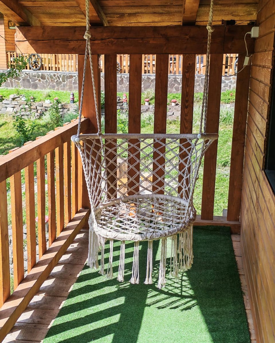 Cabana Tarța din Blidari 2 House in Romania