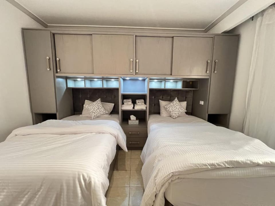 Spacious 3BR Opposite City Stars Mall By Kemetland Apartment in Cairo Governorate