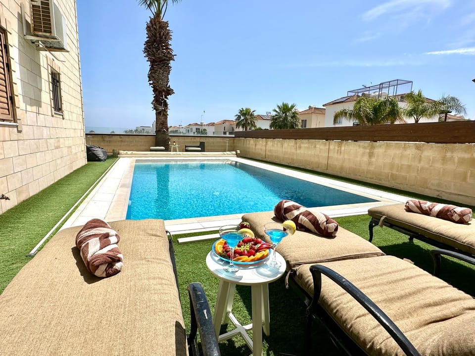 Dream Oceana Villa - Ayia Napa Villa in Sotira