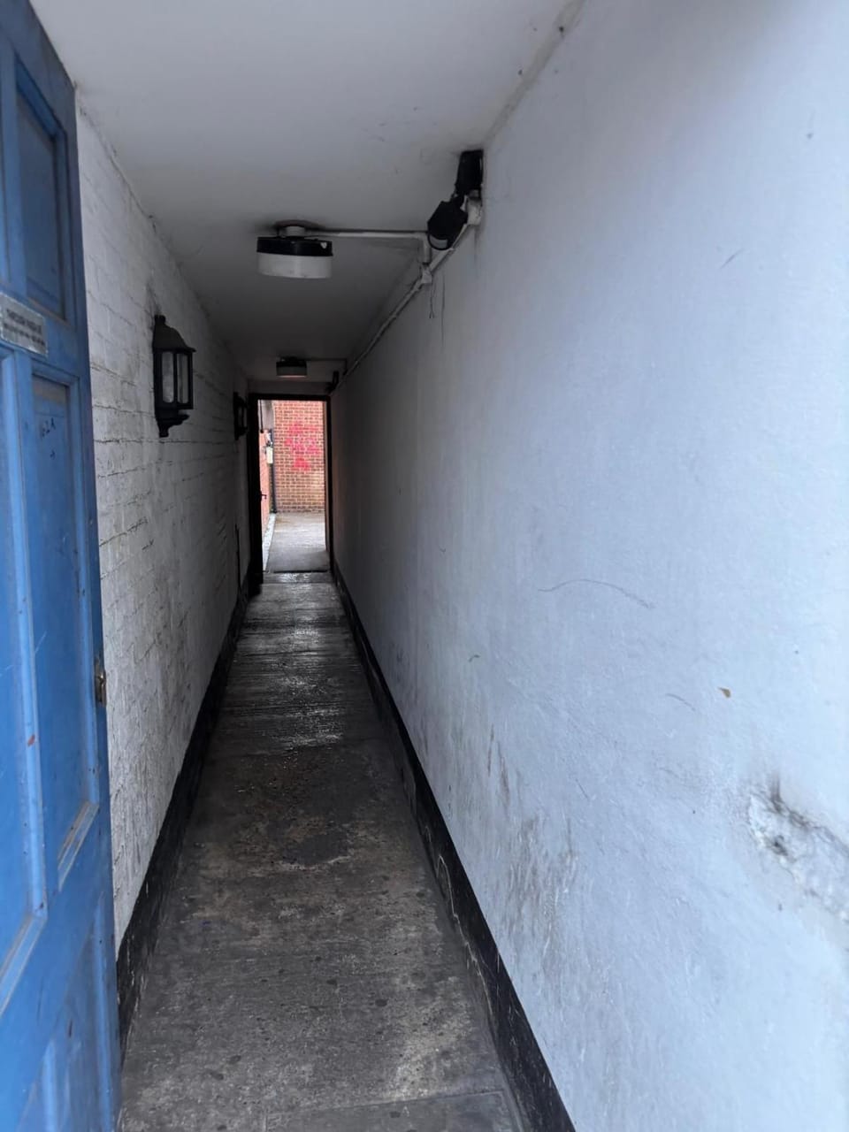 Newly refurbished One Bedroom Flat In Addlestone Apartment in Runnymede District