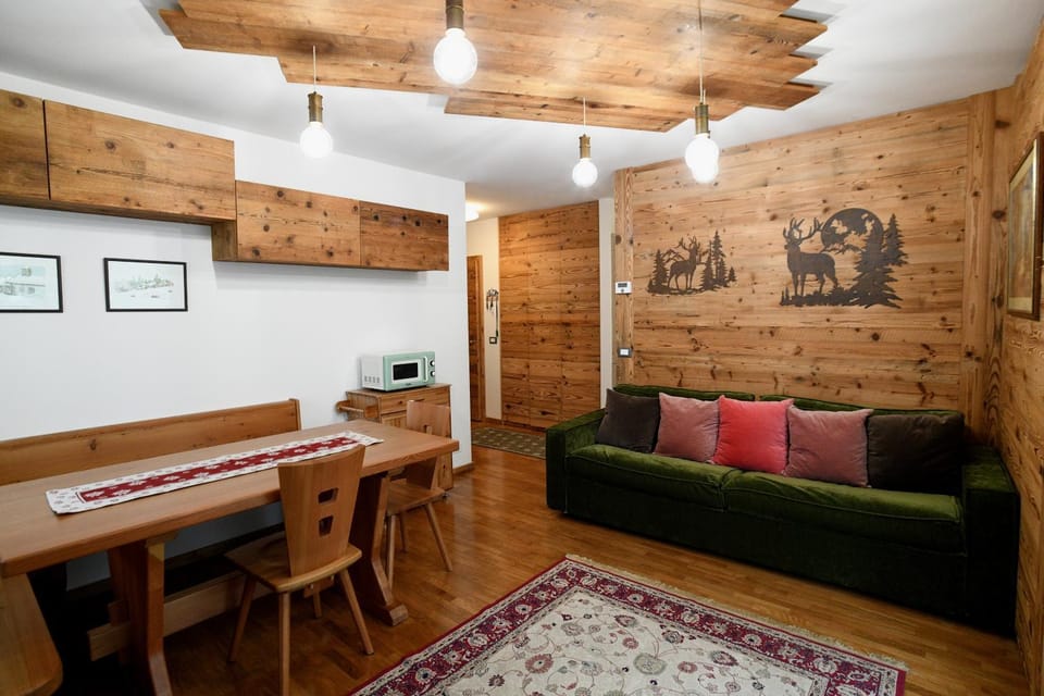 Rododendro Alpino Garden & Style in Pinzolo Apartment in Pinzolo