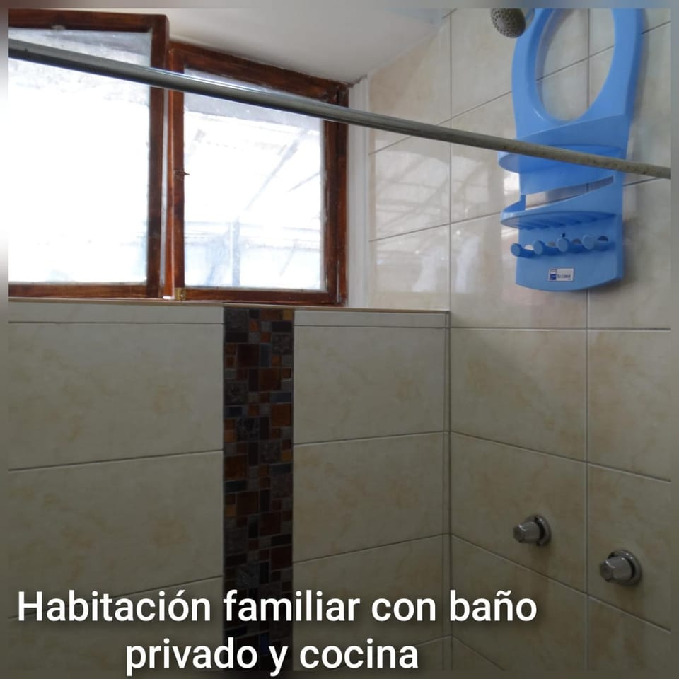 Hostal Atlantis Middle World Bed and Breakfast in Quito