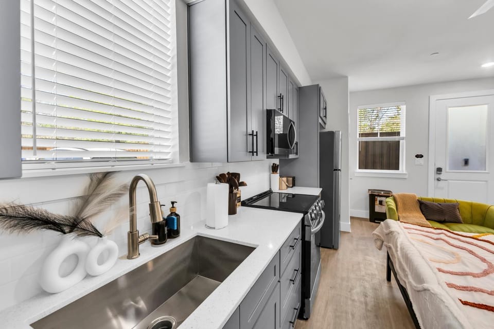 RG Dallas H1 Apartment in Dallas