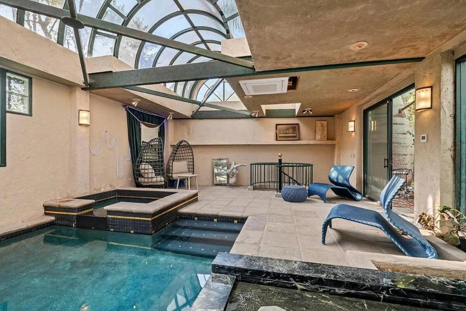 The Sinatra Home Villa in Beverly Hills