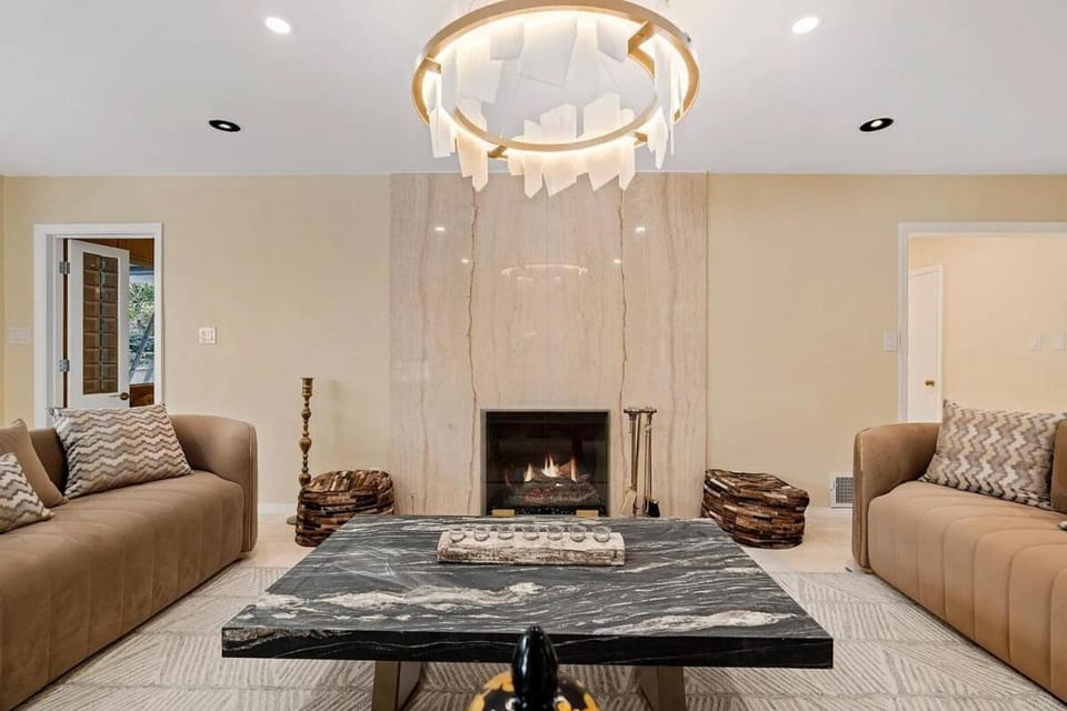 The Sinatra Home Villa in Beverly Hills