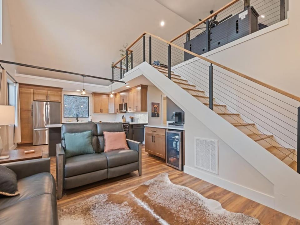 Modern Gable Farm House House in Waynesville