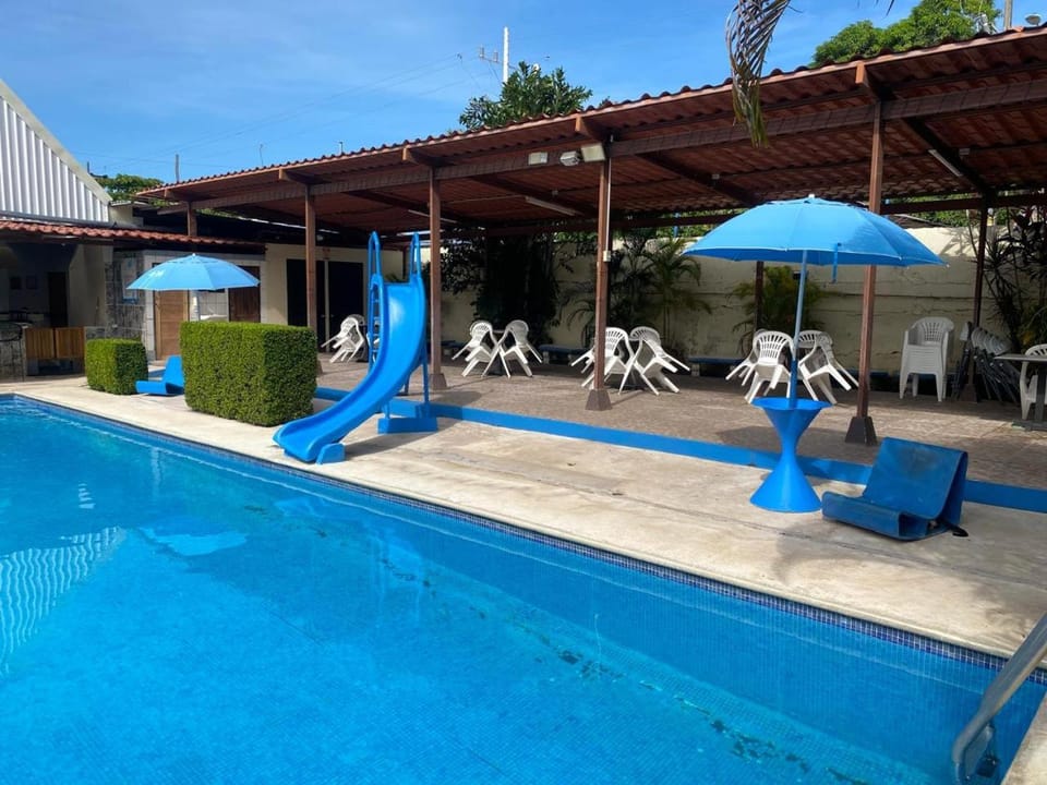Hotel Oasis Beach Club Hotel in Alajuela Province