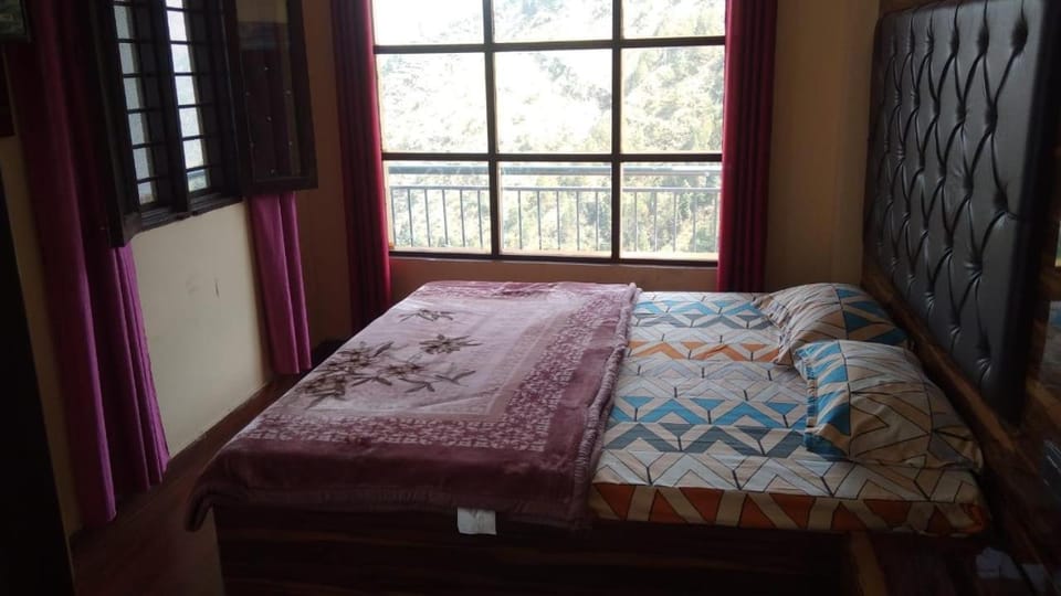 Shreya Home Stay Kempty Waterfall Vacation rental in Uttarakhand
