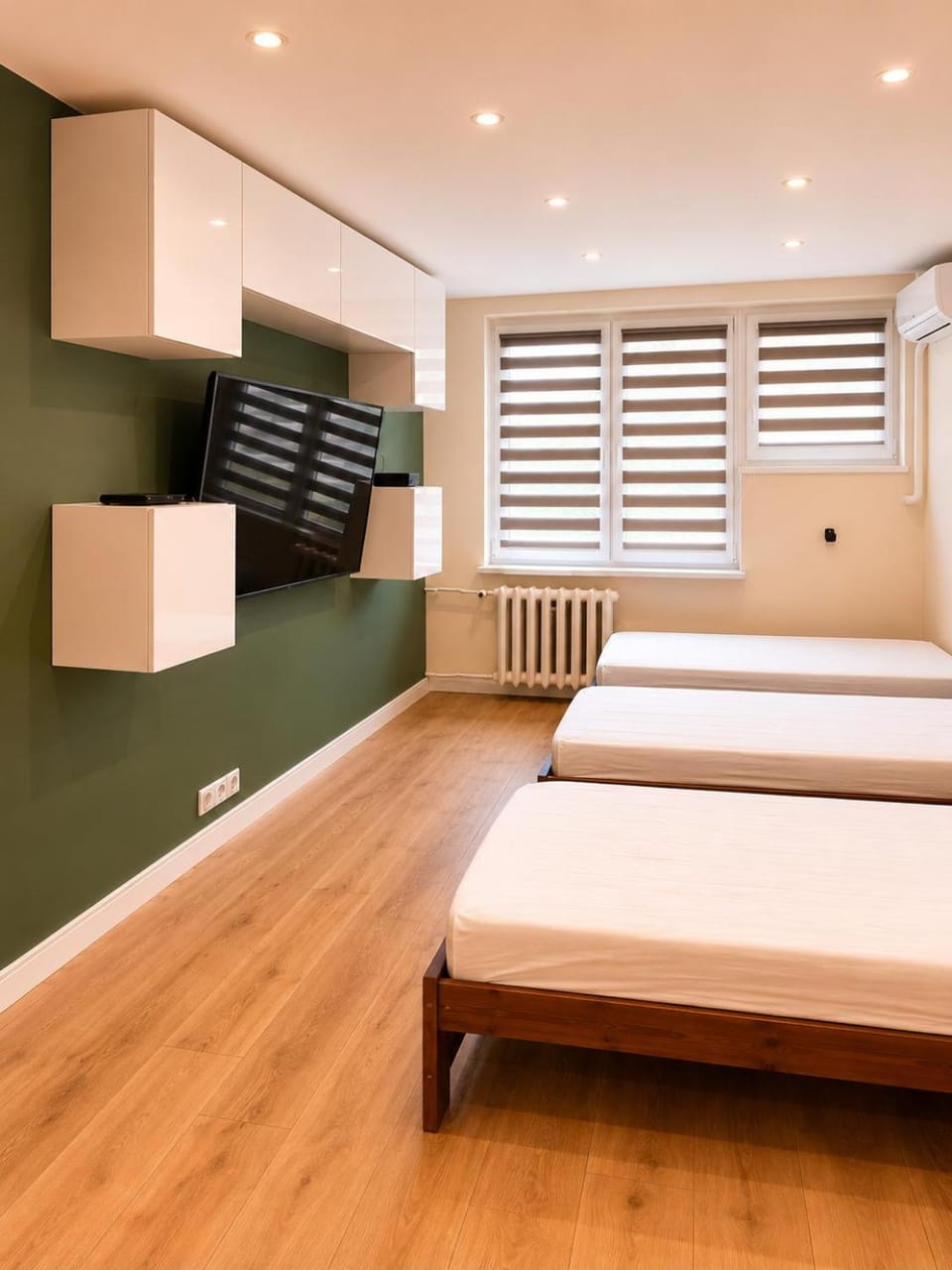 Green Studio Apartment in Lesser Poland Voivodeship