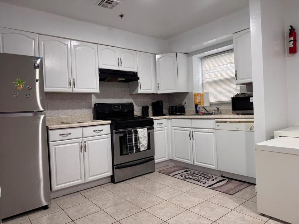 2nd avenue 2King 2 Bath FIFA apartment Apartment in East Orange
