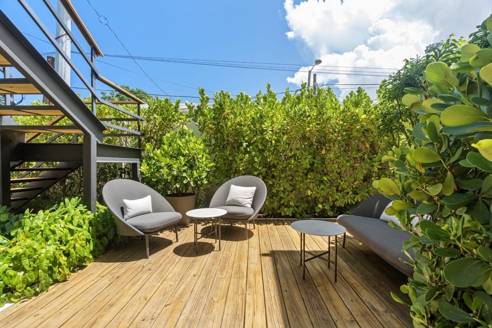 Seating area, Garden view, sunbed