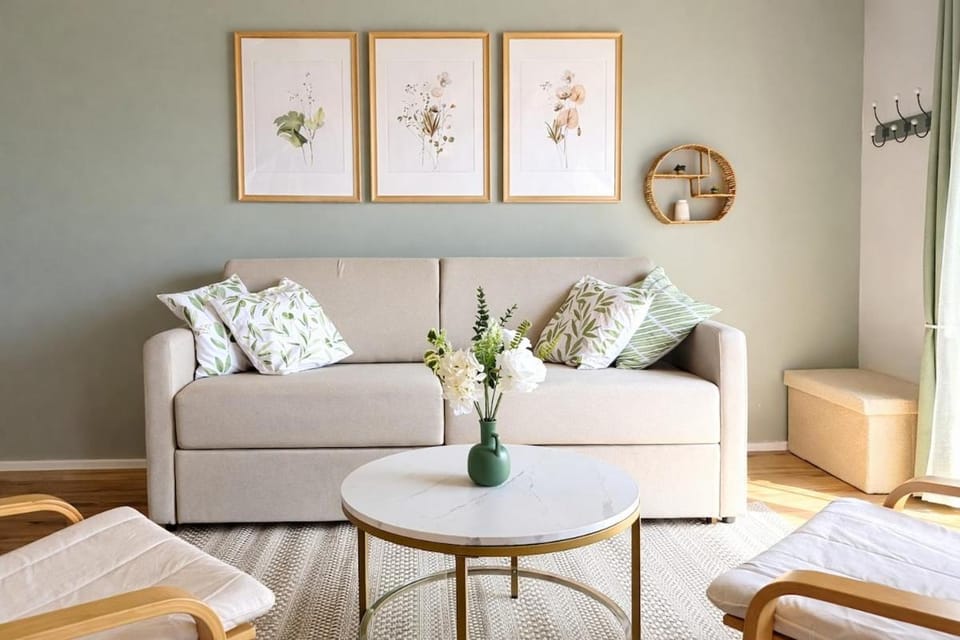 Studio proche du canal Nantes Brest House in Brittany