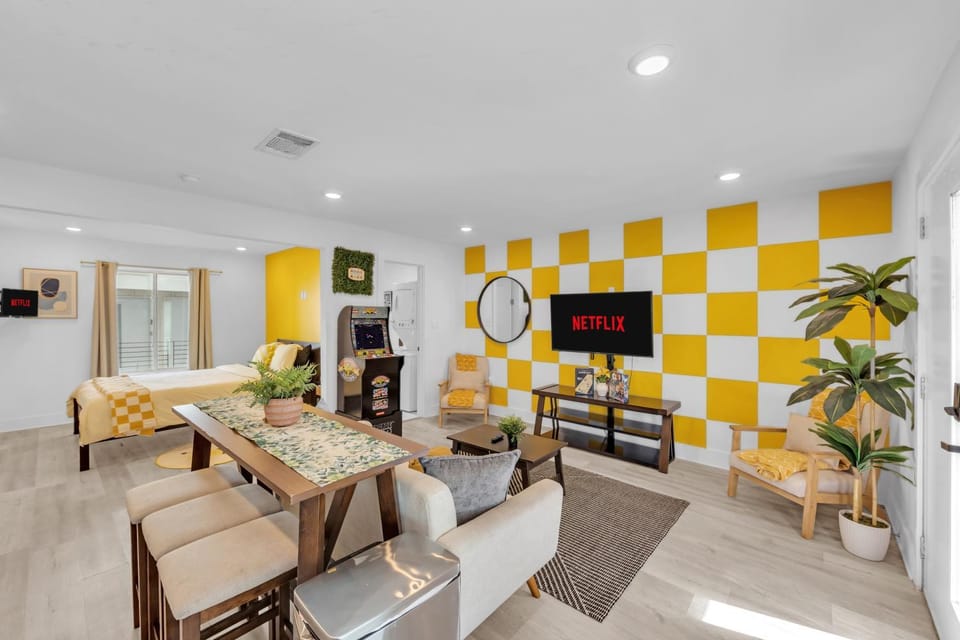 SJ Dallas H1 Apartment in Dallas