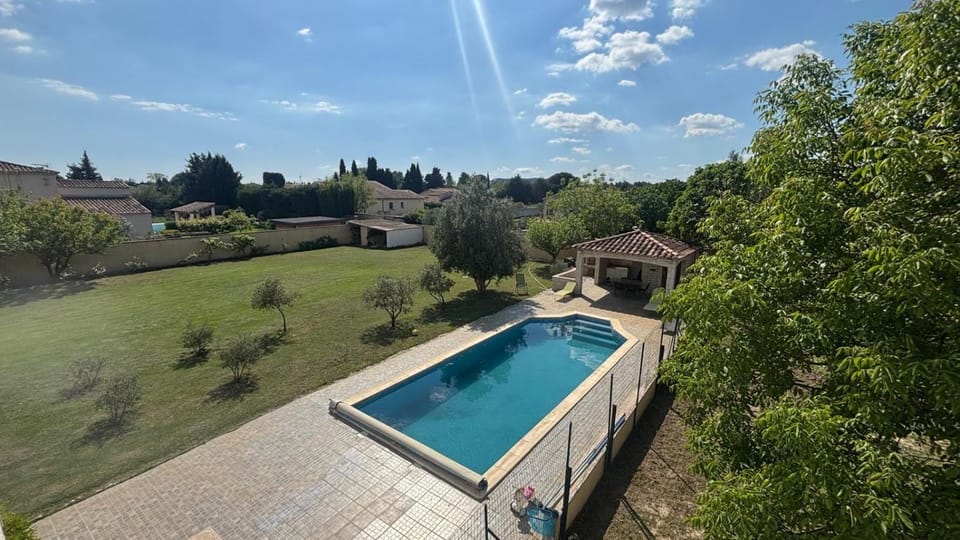 Grande villa en Provence 3 chambres et piscine privée Villa in Tarascon