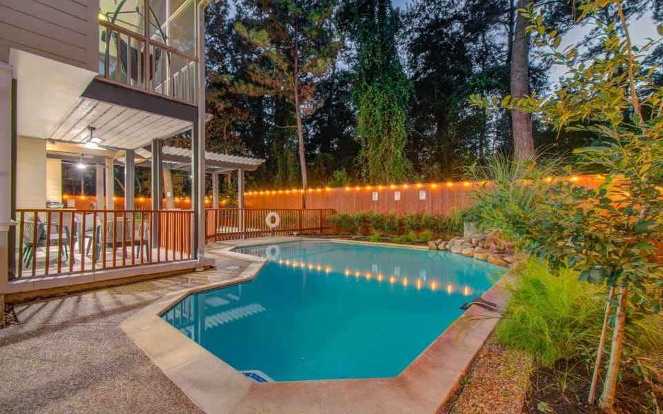 Pool view, Swimming pool, Swimming pool