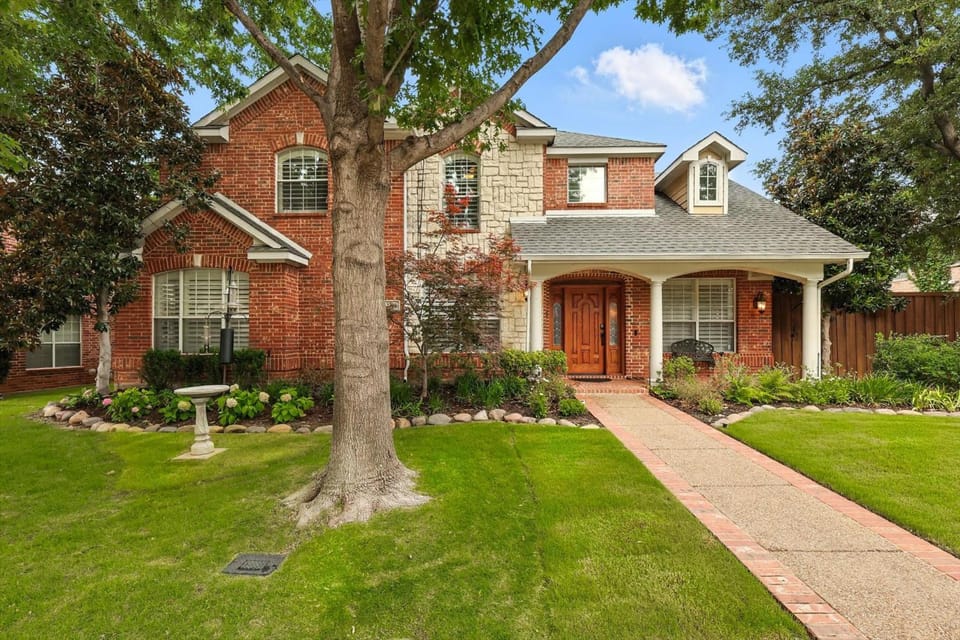 Property building, Day, Garden view