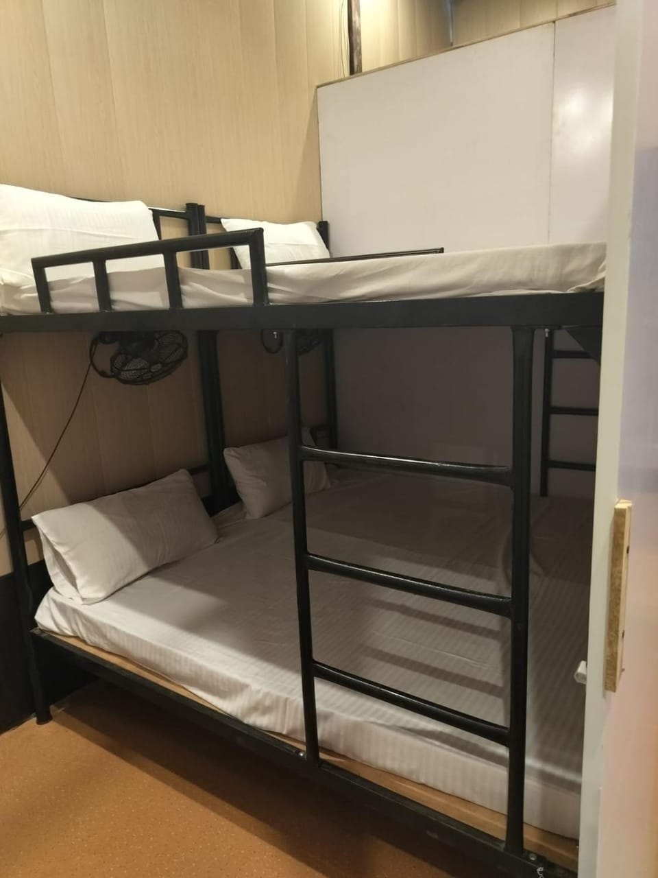 AC Dormitory Capsule hotel in Varanasi