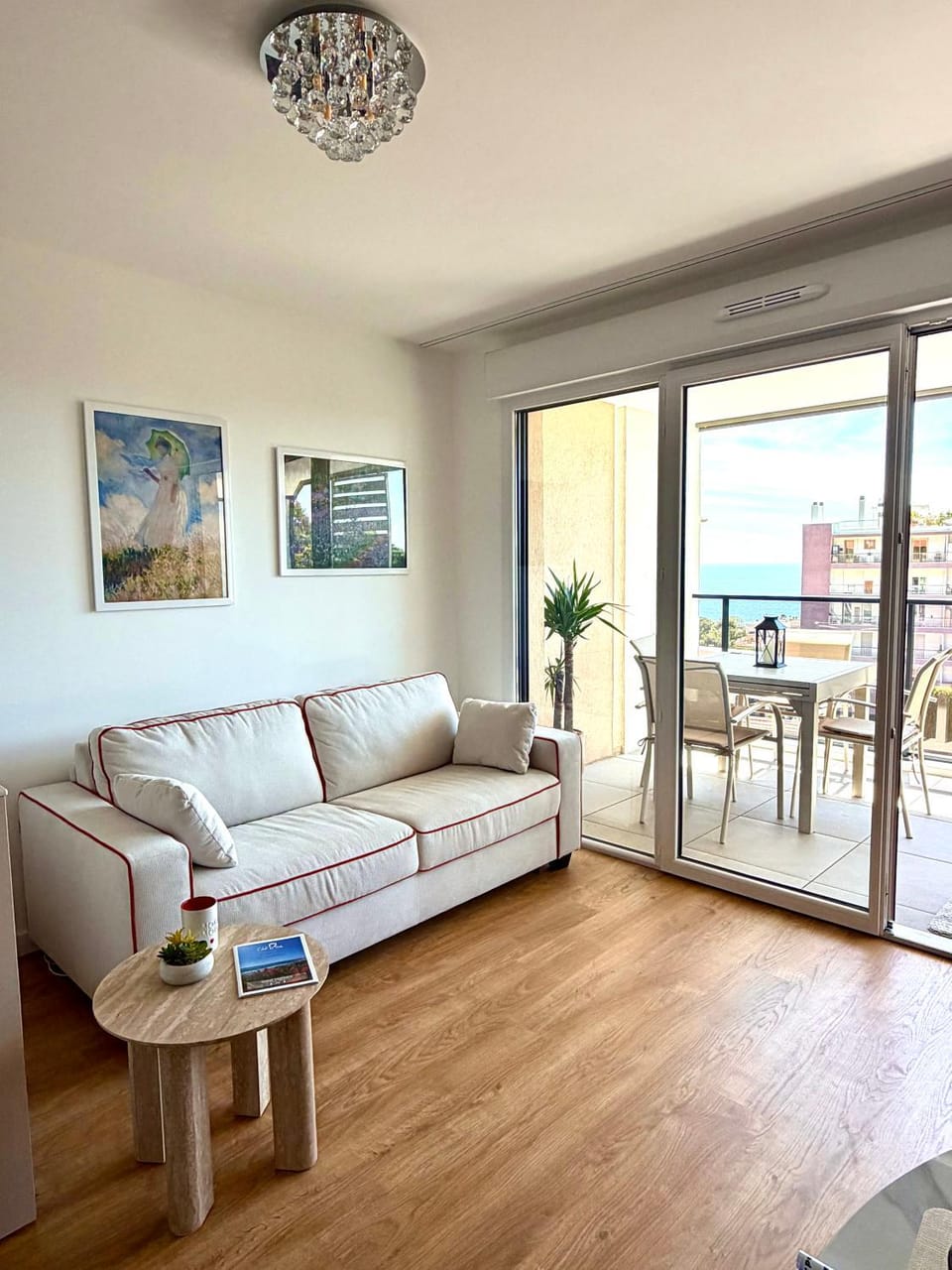 Sea view apartment next to Monaco Apartment in Cap-d'Ail