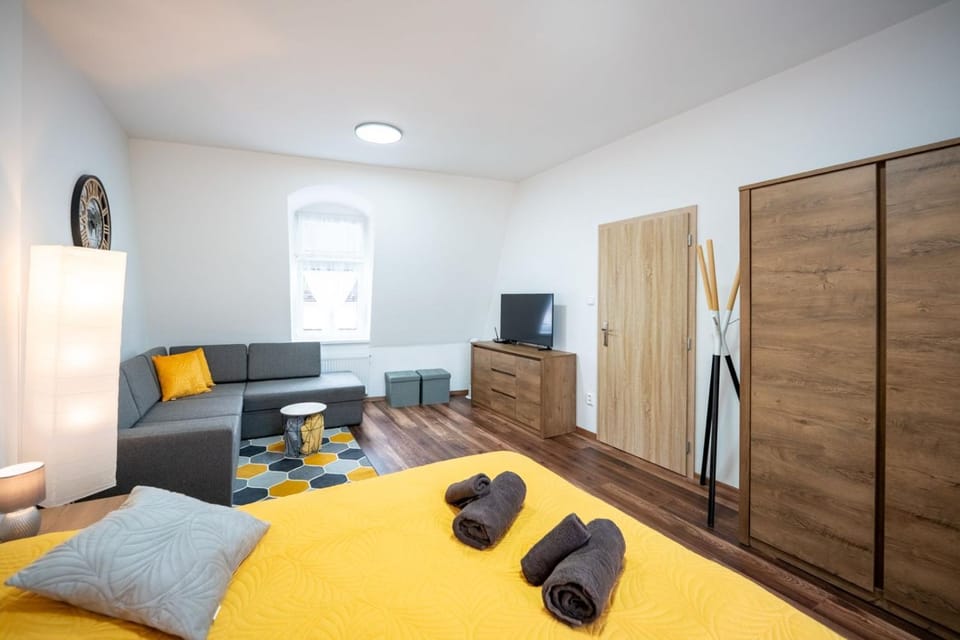 Living room, Bedroom