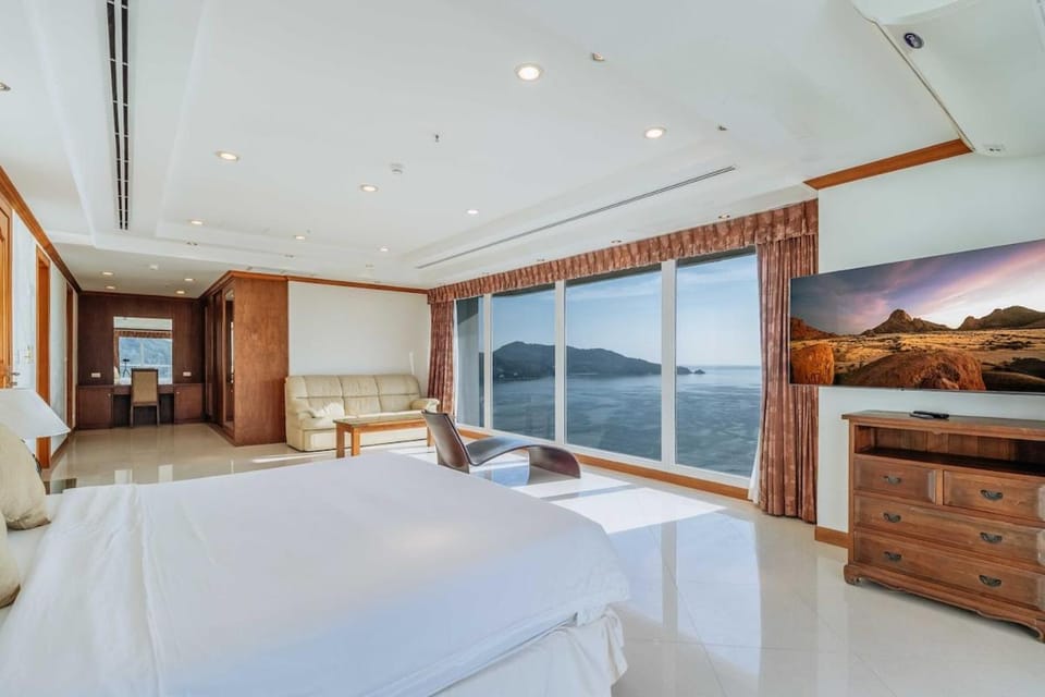 Patong Beach Hub with Great Location C276 Apartment in Patong