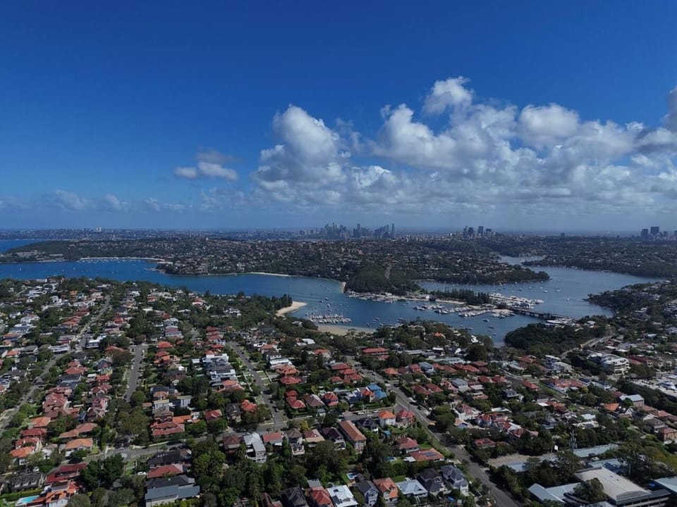 Stunning Art Deco 2BR Apartment Balgowlah Apartment in Sydney