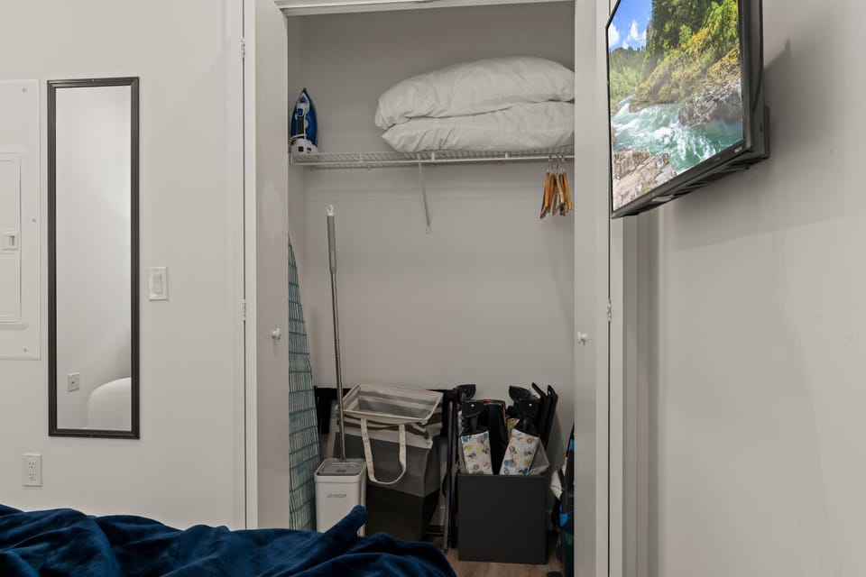 Unique 1BR King Rooftop Gym Old City WD 625 Apartment in Philadelphia