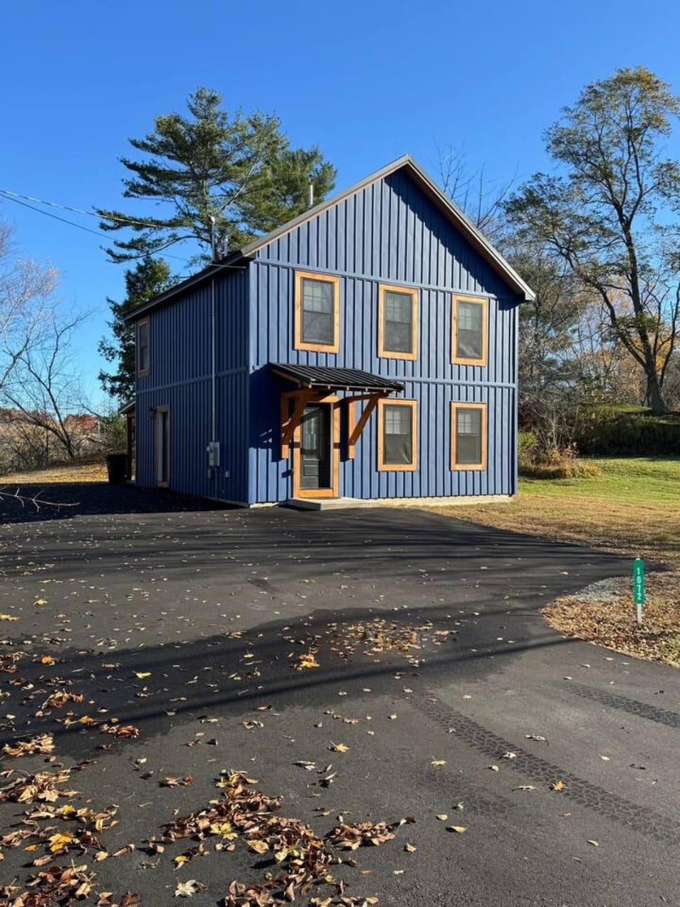 New Riverside Fire Pit 3BR 2.5 bath House in Penobscot