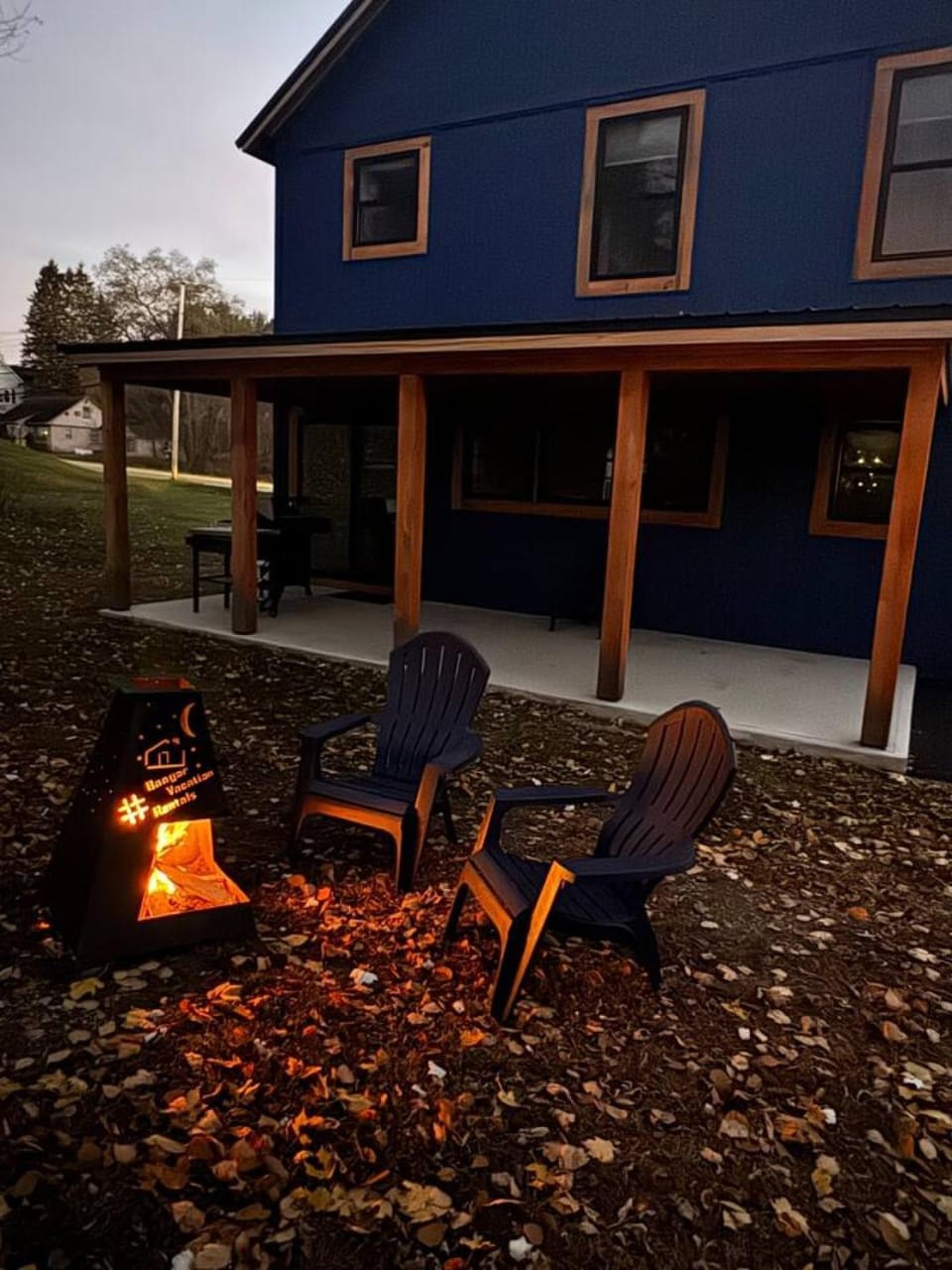 New Riverside Fire Pit 3BR 2.5 bath House in Penobscot