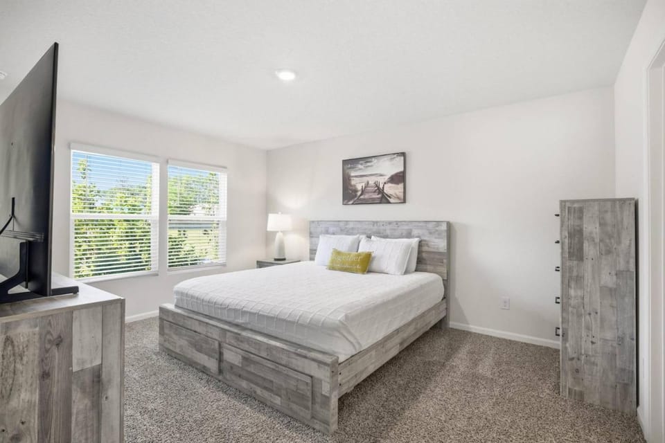 Swaying Palm | Palm Coast House in Palm Coast