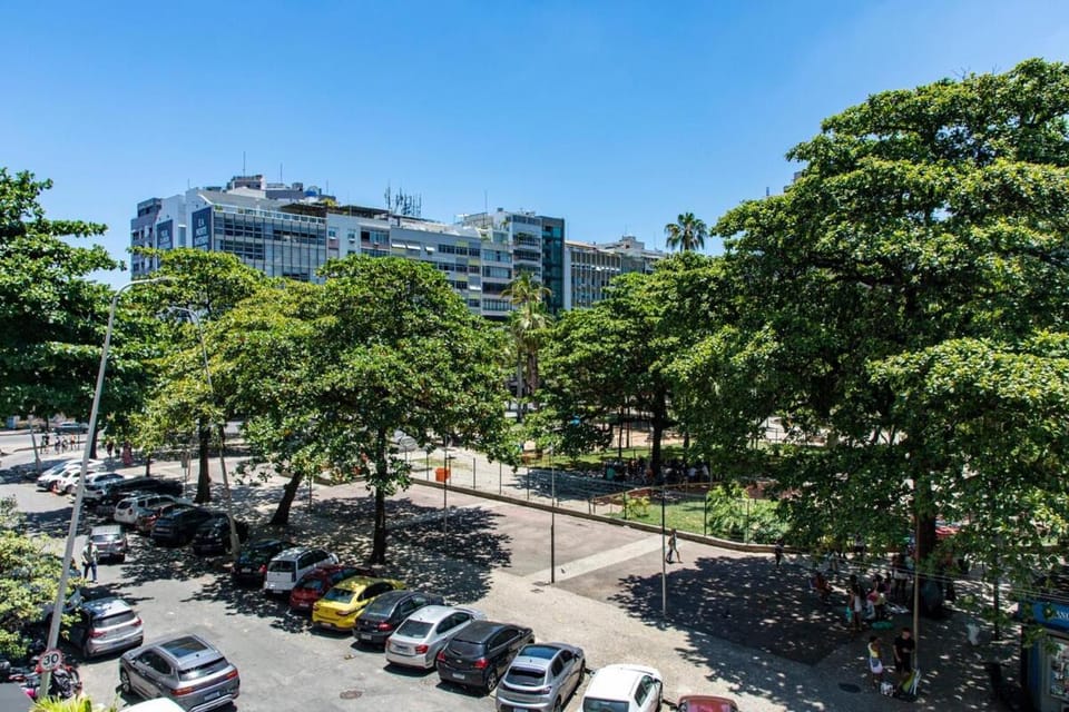 City view, Location