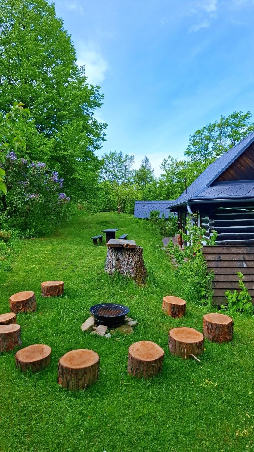 Garden, Seating area, Garden view