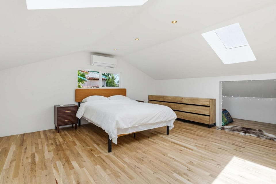 Van Nuys Retreat with Sauna and Game Room by Colby and Conrad House in Van Nuys