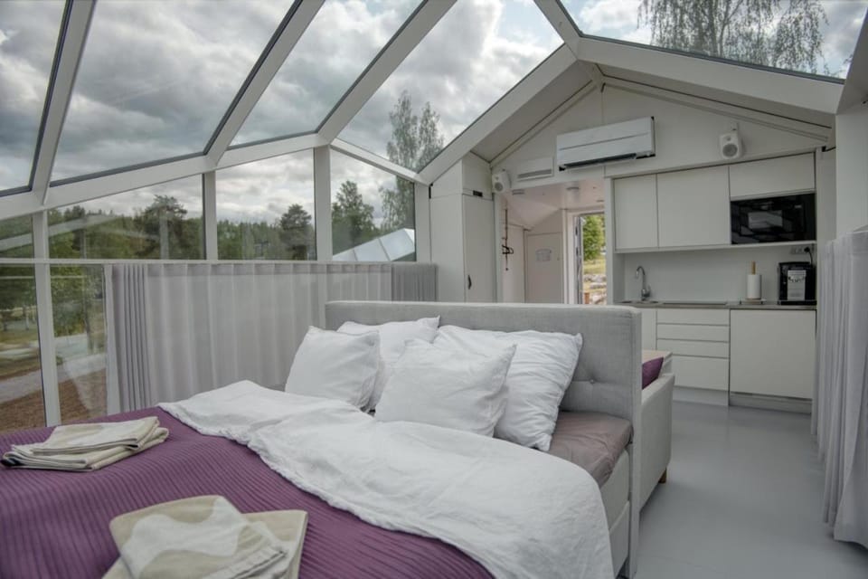 Lunar Igloos - Lumi Villa in Finland