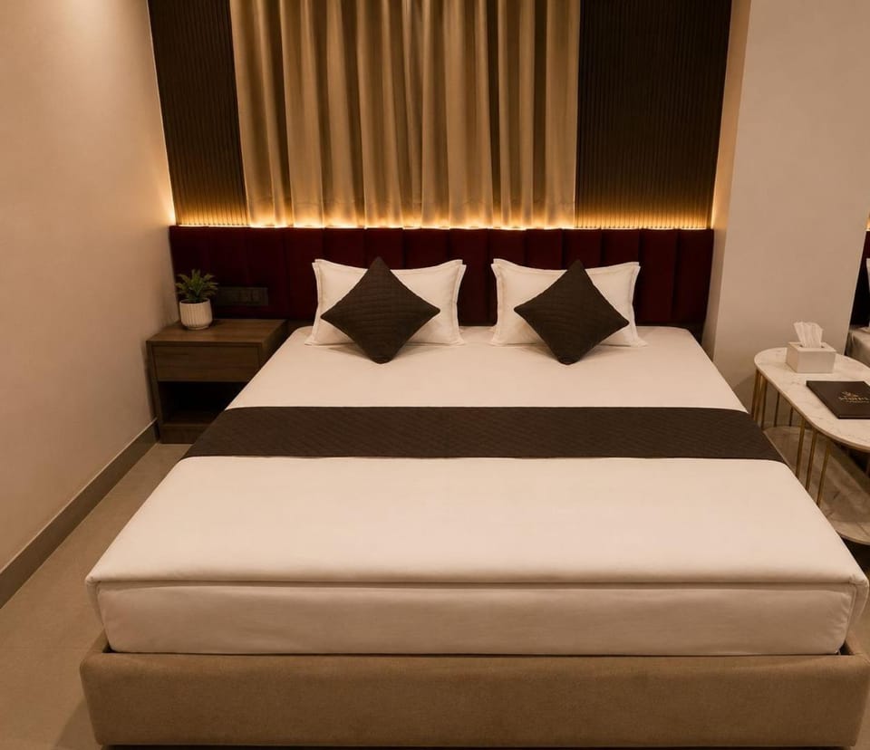 Hotel Golden Plaza Hotel in Punjab, India