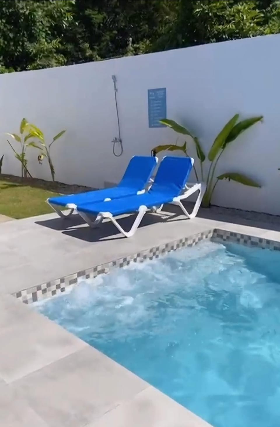 Day, Balcony/Terrace, Pool view, Swimming pool, sunbed