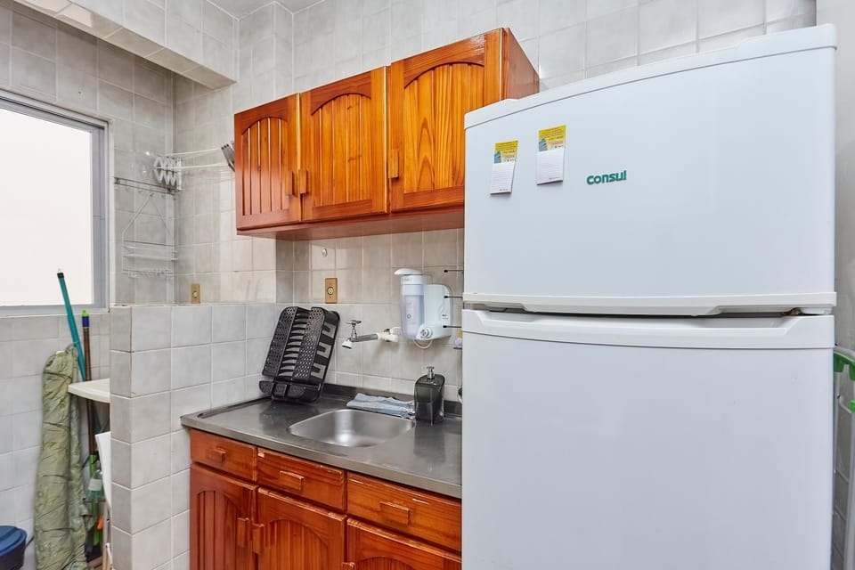 Coffee/tea facilities, Kitchen or kitchenette, minibar, oven, stove, toaster