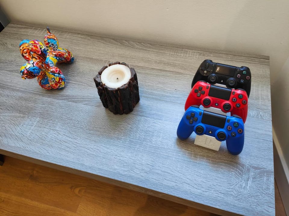 RUA NOVA APARTMENT, BAJO con JARDIN, NETFLIX y PS4, 2 DORMITORIOS Apartment in Santiago de Compostela