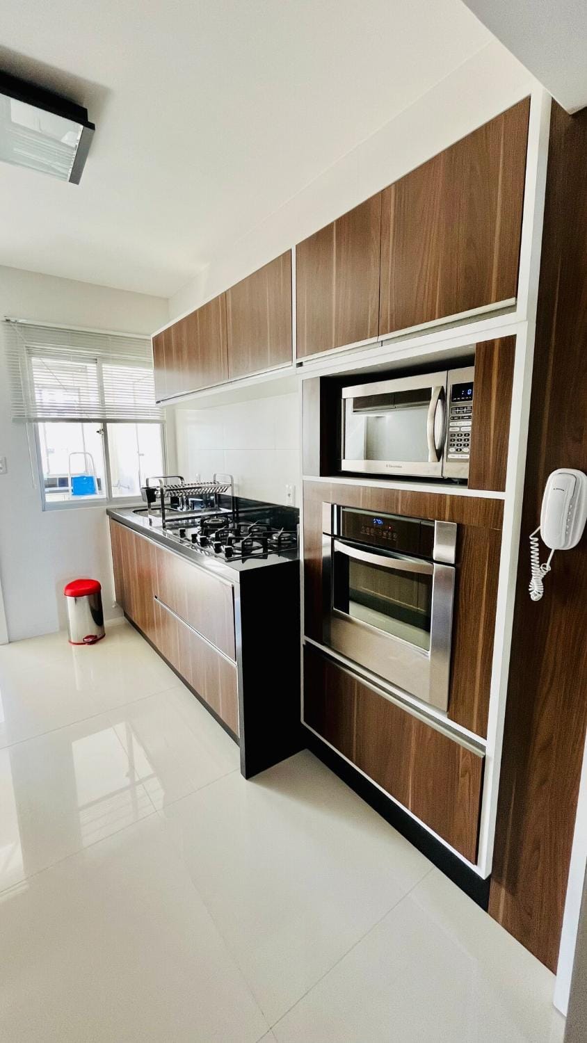 Kitchen or kitchenette, oven, stove