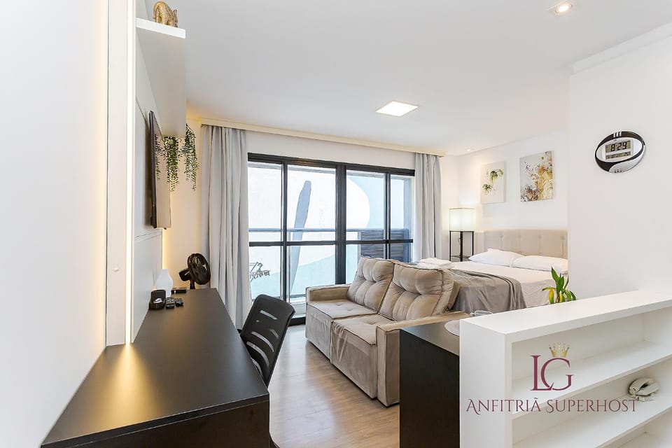 Bed, Living room, Photo of the whole room, Seating area, Bedroom