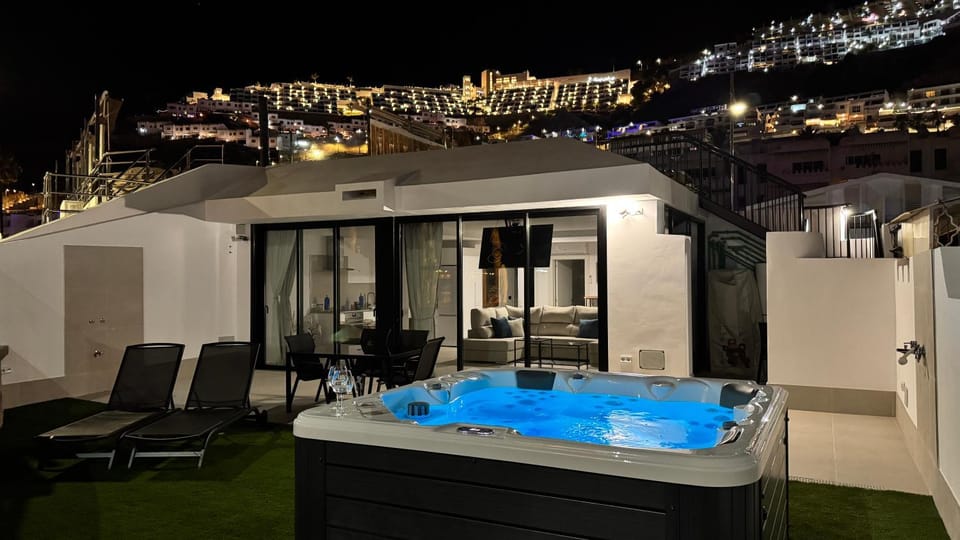 Hot Tub, Balcony/Terrace