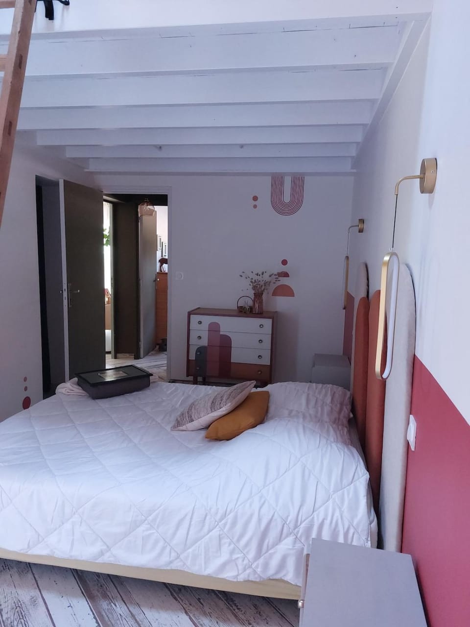 Maison au calme dans les bois à 500m de la plage House in Meschers-sur-Gironde
