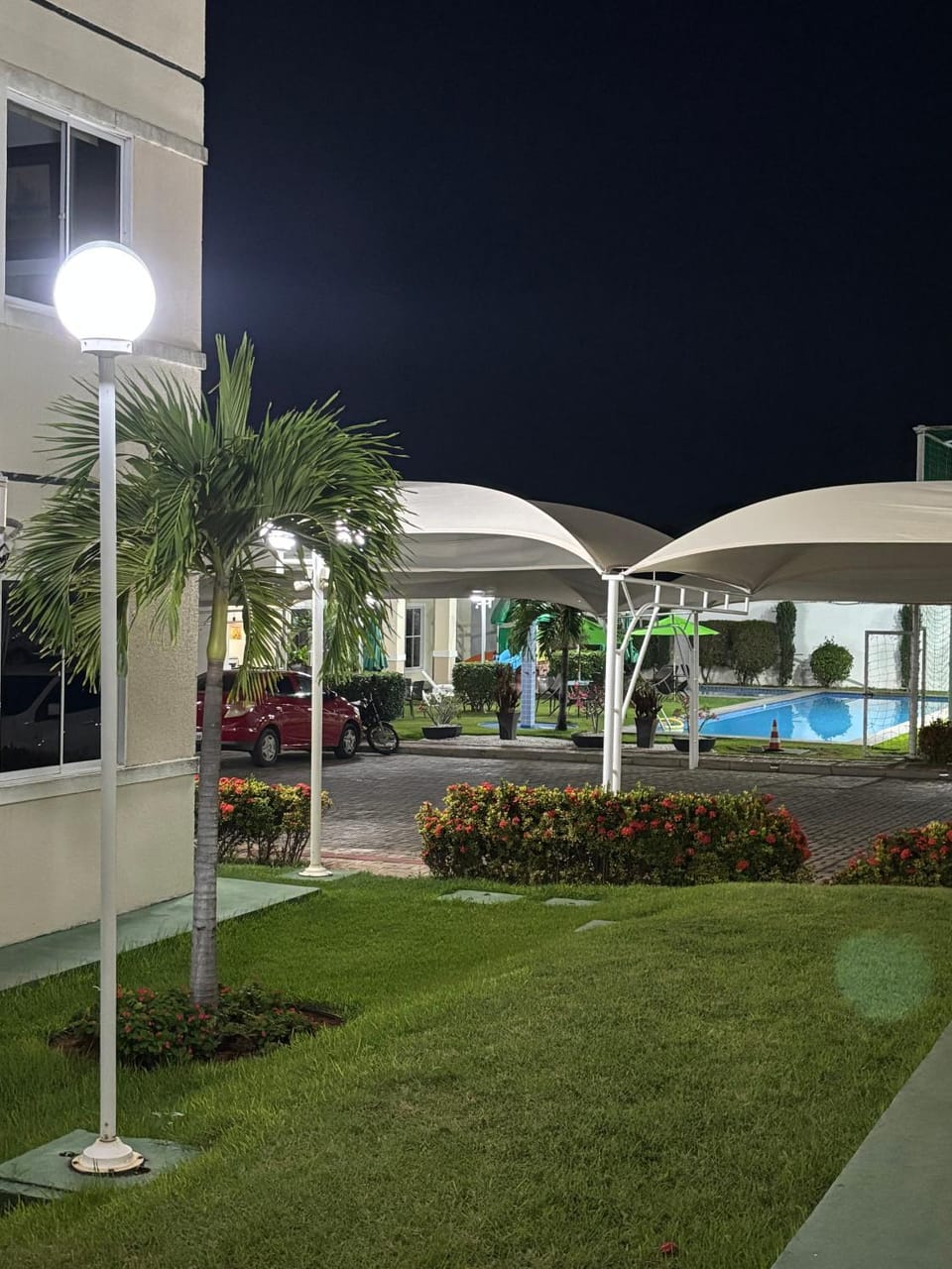 Garden, Pool view