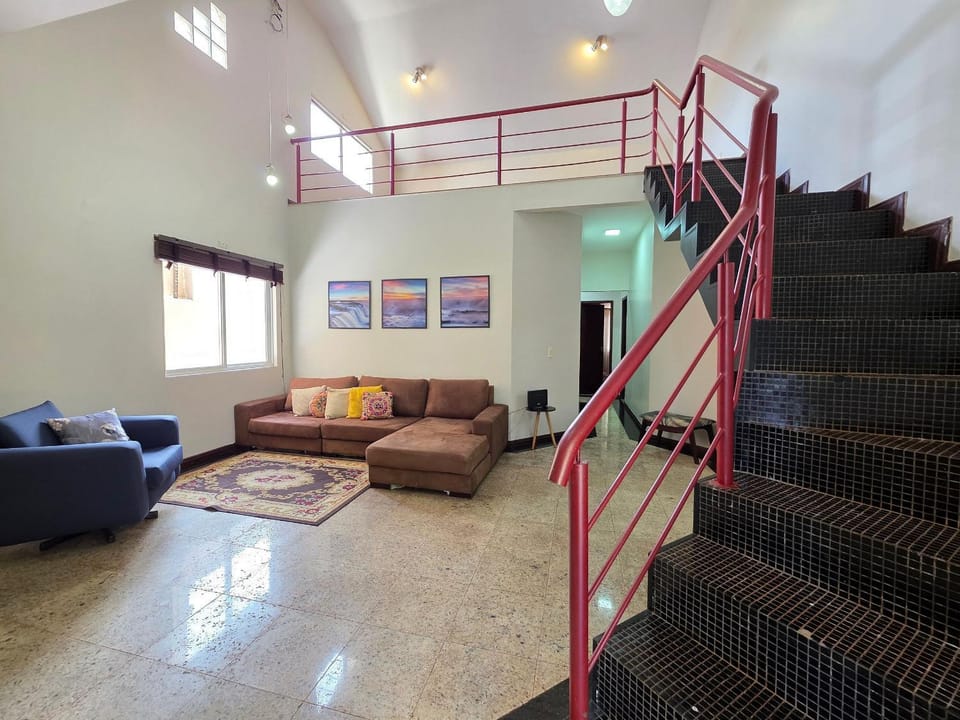 Casa em bairro nobre 2 suites + 1 quarto House in Foz do Iguaçu
