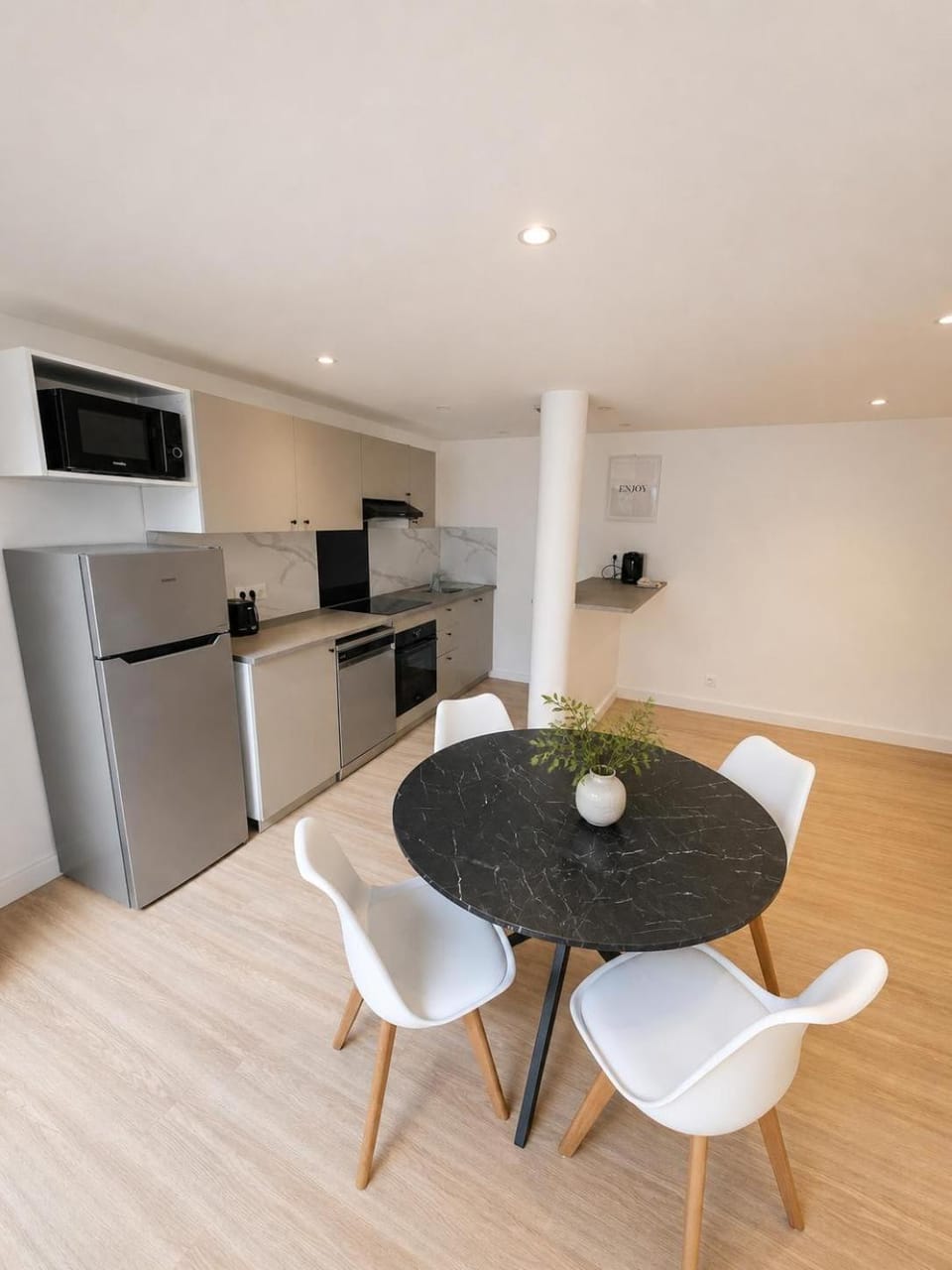 Appartement de charme avec extérieur Apartment in Pays de la Loire